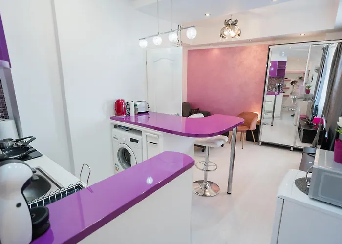 Ultra White & Lila *